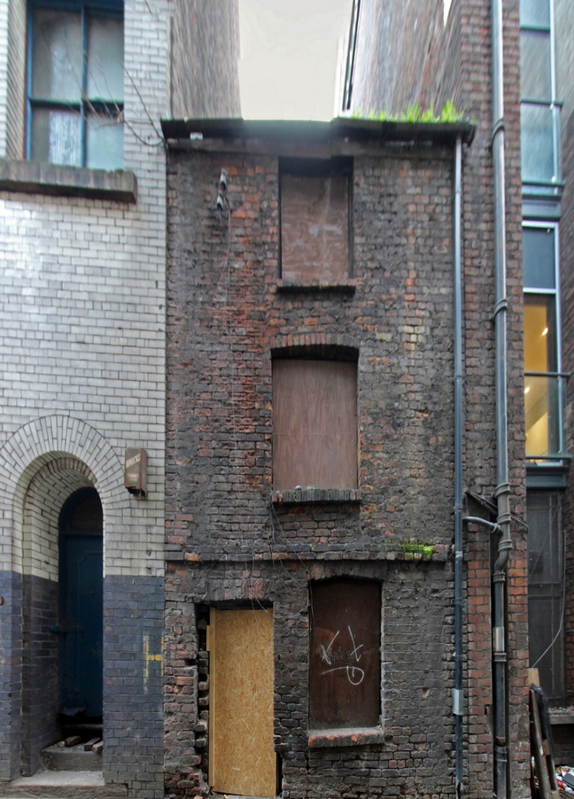 liverpool 10 hockenhall alley by phil nash ex he site
